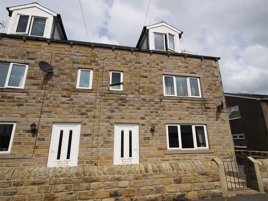4 bedroom semi-detached house To Let in Earby - Main Image